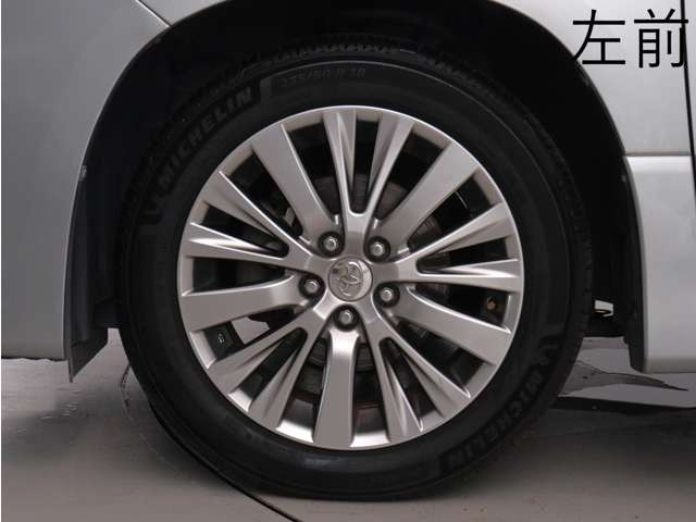 お客様のお好みの新品18インチ、19インチ、20インチホイール装着可能!ダウンサスなどローダウンも取付可能です!ヴァルドやワークなどのメーカー品も取り寄せ可能です!