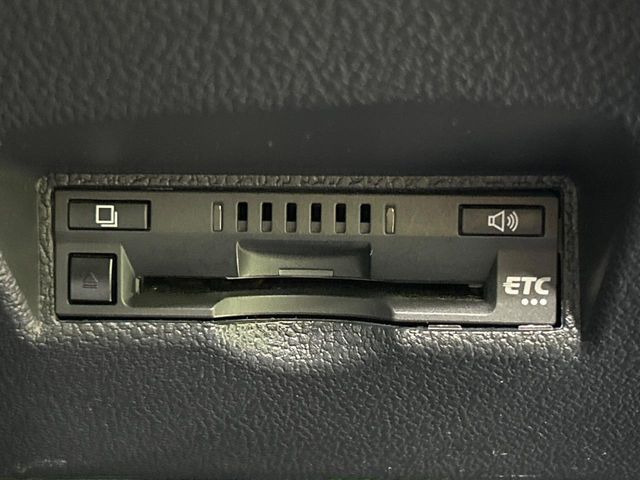 【ETC】高速道路の料金所をストレスなく通過!話題のスポットやサービスエリアに多い「スマートIC」利用時は必須のアイテムです。当店でセットアップを実施、ご納車当日からすぐにご利用いただけます!