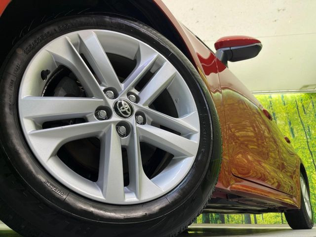 �y����16�C���`�A���~�z�C�[���z�O�ςɃ}�b�`���������A���~�z�C�[���𑕒����Ă���܂��B�e��ЊO�A���~�z�C�[����A�X�^�b�h���X�^�C�����戵�����Ă���܂��B���񂲑��k����������