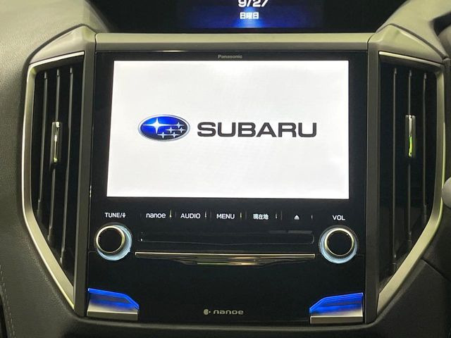 【純正ナビ】人気の純正ナビを装備しております。ナビの使いやすさはもちろん、オーディオ機能も充実!キャンプや旅行はもちろん、通勤や買い物など普段のドライブも楽しくなるはず♪