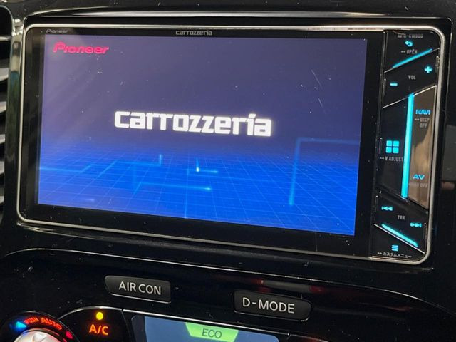 【ナビゲーション】使いやすいナビで目的地までしっかり案内してくれます。各種オーディオ再生機能も充実しており、お車の運転がさらに楽しくなります!!