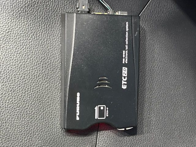 【ETC】高速道路の料金所をストレスなく通過!話題のスポットやサービスエリアに多い「スマートIC」利用時は必須のアイテムです。当店でセットアップを実施、ご納車当日からすぐにご利用いただけます!