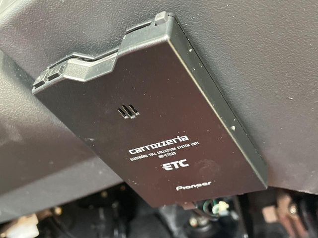 【ETC】高速道路の料金所をストレスなく通過!話題のスポットやサービスエリアに多い「スマートIC」利用時は必須のアイテムです。当店でセットアップを実施、ご納車当日からすぐにご利用いただけます!