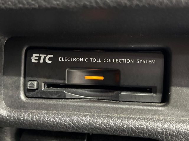 【ETC】高速道路の料金所をストレスなく通過!話題のスポットやサービスエリアに多い「スマートIC」利用時は必須のアイテムです。当店でセットアップを実施、ご納車当日からすぐにご利用いただけます!