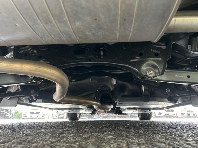 下回りがきれいなうちに、防錆加工の施工がオススメ。降雪地域はもちろん、沿岸部にお住いの方や、趣味でマリン・ウィンタースポーツをされる方に大変好評いただいております。