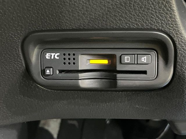 【ETC】高速道路の料金所をストレスなく通過!話題のスポットやサービスエリアに多い「スマートIC」利用時は必須のアイテムです。当店でセットアップを実施、ご納車当日からすぐにご利用いただけます!
