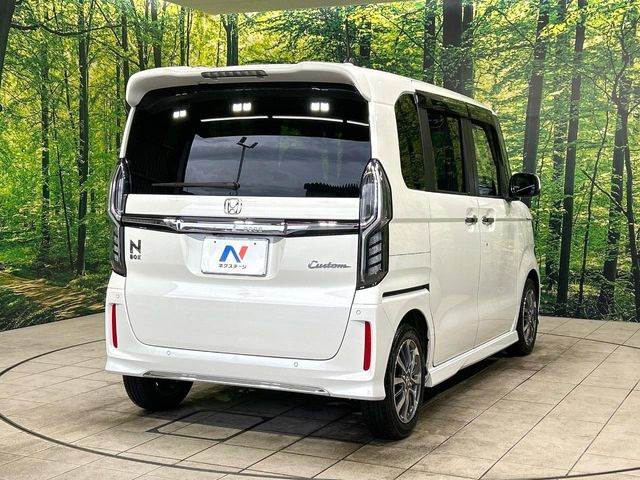 ☆全国のネクステージからお取り寄せが可能※!遠方の店舗に展示してあるクルマが気になる場合も、最寄りの店舗でご覧いただくことが可能です!是非私たちに要望をお聞かせください!※別途費用
