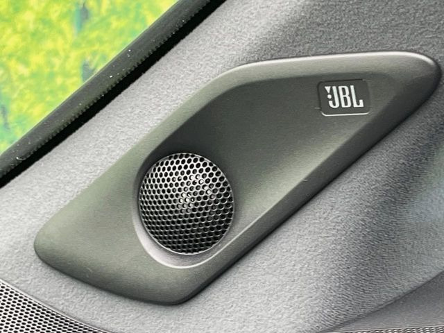 �yJBL�T�E���h�V�X�e���t�������i�r�z�[���̃i�r�@�\�͂������A���x�ȃ`���[�j���O�\�͂����ڂ���Ă���A�������ȉ��y�����y���݂�������