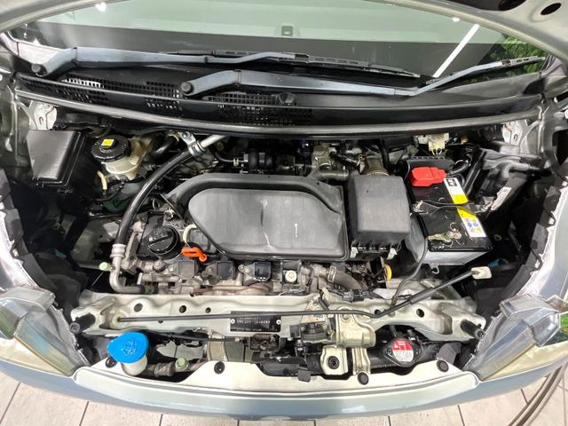 親切・丁寧な専門メカニックスタッフが応対!・車検・点検整備・事故等の修理などアフターサービスも安心。お車のカスタマイズもネクステージのサービススタッフまでご相談ください!