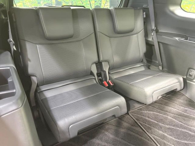 3��ڃV�[�g�͂�������ԗǍD����l�ł��������ƍ����Ē����܂��̂ŁA��l���ł̂��o���������N���N�ł��􂲉Ƒ��ŁA�C�̒m�ꂽ���ԂŁA�h���C�u�ɍs���̂��y���݂ł��ˁ�