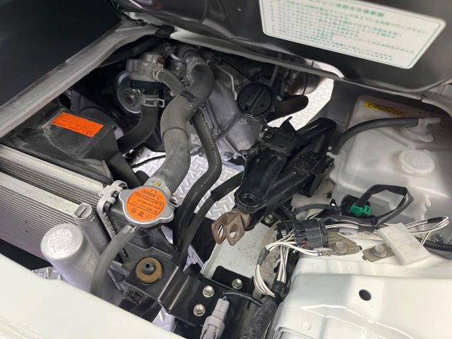 親切・丁寧な専門メカニックスタッフが応対!・車検・点検整備・事故等の修理などアフターサービスも安心。お車のカスタマイズもネクステージのサービススタッフまでご相談ください!