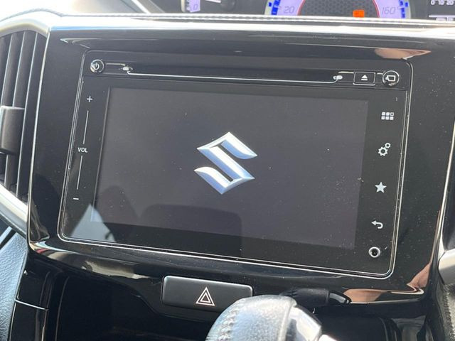 【純正ナビ】人気の純正ナビを装備。オーディオ機能も充実しており、Bluetooth接続すればお持ちのスマホやMP3プレイヤーの音楽を再生可能!毎日の運転がさらに楽しくなります!!