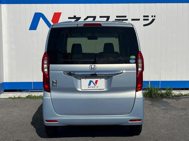 安心の最長10年・走行無制限保証(有償)をご用意。保証内容も充実はもちろん、無料点検&オイル交換や、年中無休の全国・24時間ロードサービスも付帯されておりますのでご安心下さい。