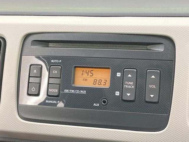 お好きな音楽を車内でお楽しみいただけます♪スピーカー交換・ウーハー追加などの音質向上や、最新ナビ・後席モニター等の取り付けも是非ご相談ください!