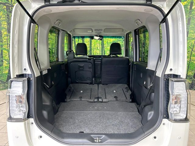 普段のお買い物や通勤、送迎等に十分な荷室スペースを確保しております。セカンドシートを倒すと、大きな荷物の積載も可能です♪