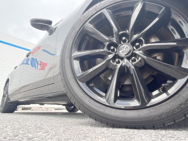 �y�����A���~�z�C�[���z�O�ςɃ}�b�`���������A���~�z�C�[���𑕒����Ă���܂��B�e��ЊO�A���~�z�C�[����A�X�^�b�h���X�^�C�����戵�����Ă���܂��B���񂲑��k����������