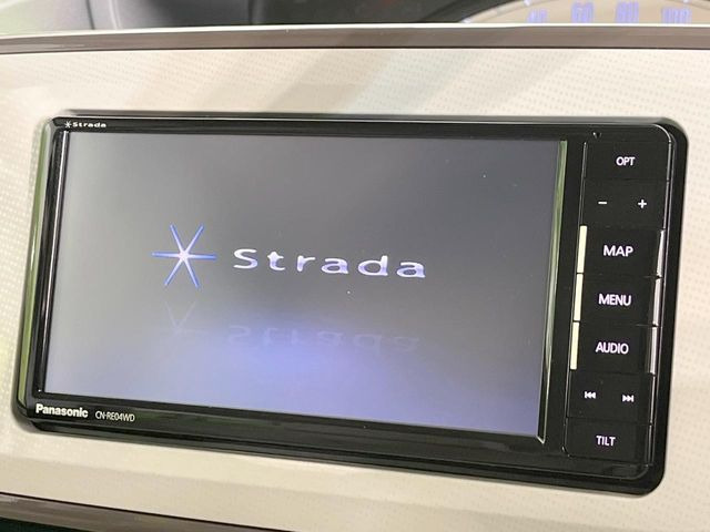 【ナビゲーション】使いやすいナビで目的地までしっかり案内してくれます。各種オーディオ再生機能も充実しており、お車の運転がさらに楽しくなります!!