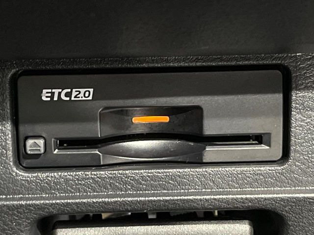 【ETC】高速道路の料金所をストレスなく通過!話題のスポットやサービスエリアに多い「スマートIC」利用時は必須のアイテムです。当店でセットアップを実施、ご納車当日からすぐにご利用いただけます!