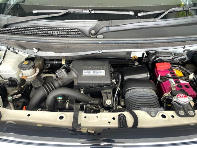 親切・丁寧な専門メカニックスタッフが応対!・車検・点検整備・事故等の修理などアフターサービスも安心。お車のカスタマイズもネクステージのサービススタッフまでご相談ください!