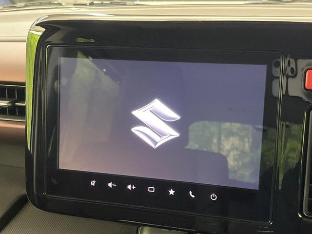 【純正ナビ】人気の純正ナビを装備。オーディオ機能も充実しており、Bluetooth接続すればお持ちのスマホやMP3プレイヤーの音楽を再生可能!毎日の運転がさらに楽しくなります!!