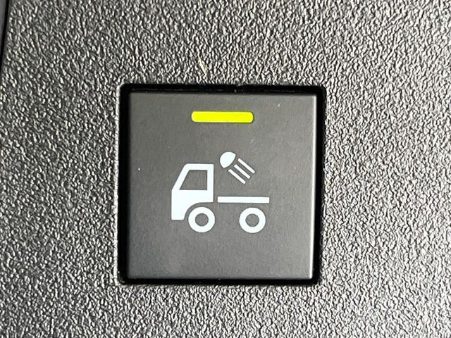 トラック荷台用ライトです!灯りが無い状況でも荷物の積み込みができます。