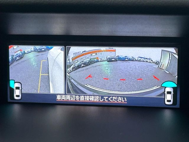 【フロント&サイドカメラ】ドライバーから見にくい死角部分を映像で確認できる前方と左側面にカメラを装着。見通しがきかない場所や住宅密集地などを運転することが多い人におすすめの安心装備です。