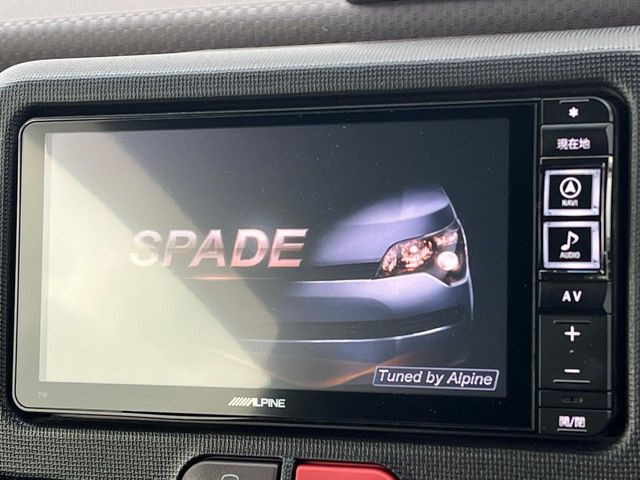 【フルセグTV付ナビゲーション】使いやすいナビで目的地までしっかり案内してくれます。各種オーディオ再生機能も充実しており、お車の運転がさらに楽しくなります!!