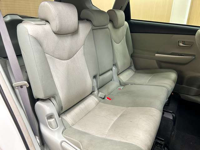 TRENOS�ɂ͑����A�Ԏ�l�X�ȍ݌ɂ��������܂��B�����Ƃ��C�ɓ���̈��ɏo���͂��ł���
