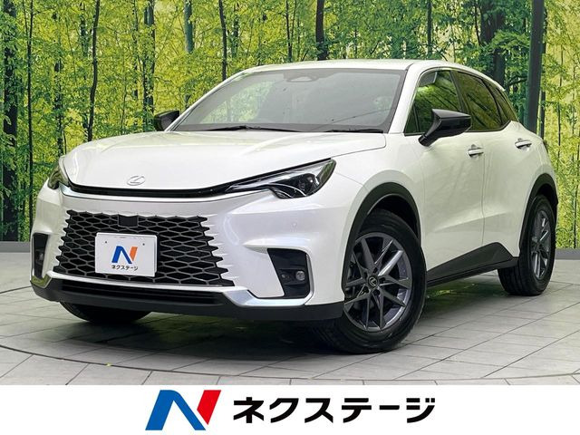 LBX(レクサス) エレガント 中古車画像