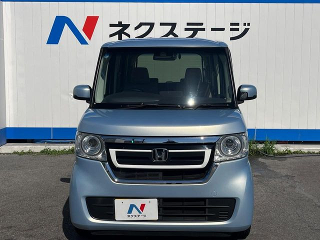 弊社では、全車『修復歴なし』のお車のみ取り扱っております。専任バイヤーによる厳選した仕入れの後、入庫後の車両チェックを行い、ネクステージが認定した高品質な中古車をご提供しております。