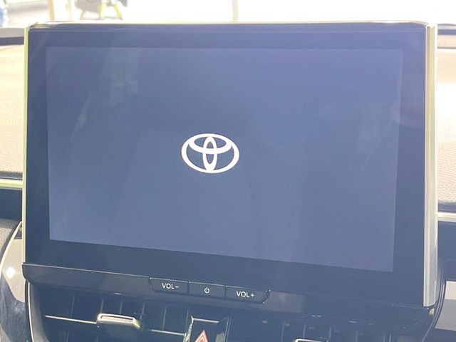 �y10.5�C���` �f�B�X�v���C�I�[�f�B�I�z���ʂ̃f�B�X�v���C��AppleCarPlay��AndroidAuto�����p�\�B�傫�ȉ�ʂŃX�}�z�i�r�A�v���������p���������܂���