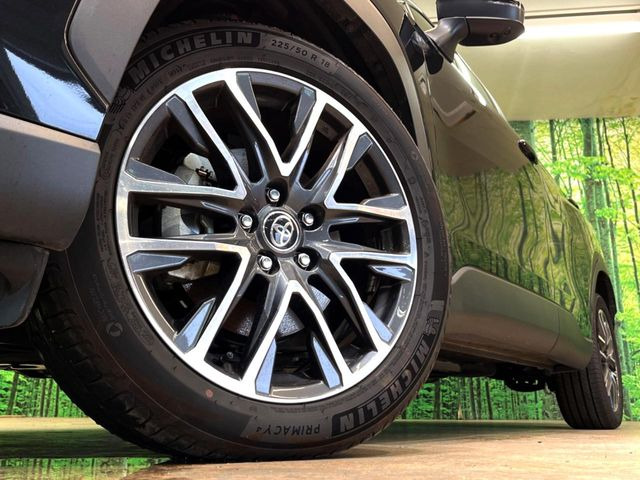 �y����18�C���`�A���~�z�C�[���z�O�ςɃ}�b�`���������A���~�z�C�[���𑕒����Ă���܂��B�e��ЊO�A���~�z�C�[����A�X�^�b�h���X�^�C�����戵�����Ă���܂��B���񂲑��k����������