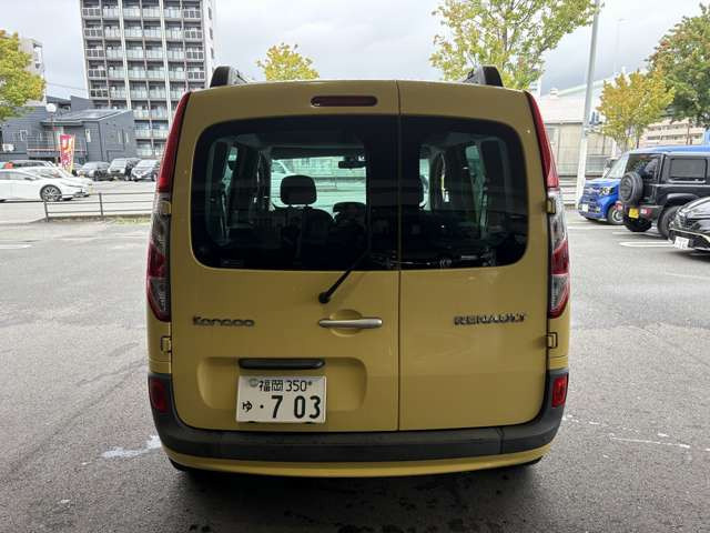 �^��납��̉摜�ł��B�ω��J���̃o�b�N�h�A�B