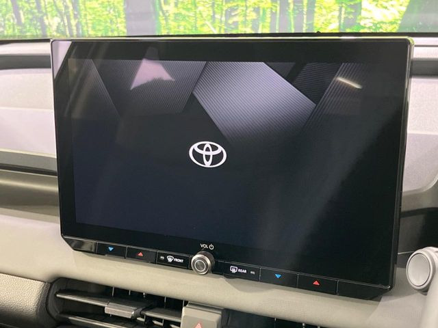【メーカー純正ナビ】インテリアに溶け込むスタイリッシュな「専用設計」メーカーナビを装備♪視認性や操作性など基本性能にも優れ、より上質なカーライフをお楽しみいただけます。