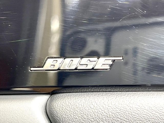 【BOSEサウンドシステム】充実のナビ機能はもちろん、高度なチューニング能力が搭載されており、高音質な音楽をお楽しみいただけます♪