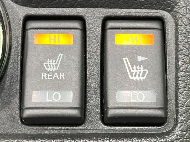 【前席シートヒーター】寒い日に重宝するシートヒーター!エアコンより早く温まってくれるので寒がりの人も安心ですね♪エアコンの温風は乾燥するから苦手、という方にもをおすすめです。