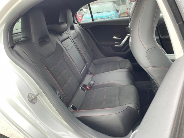 ���㕔���Ȃ��C�ɂȂ�悤�ȃL�Y�E�����ւ��蓙�A�傫�ȃ_���[�W�͂Ȃ��A�ǍD�ȏ�Ԃł��B