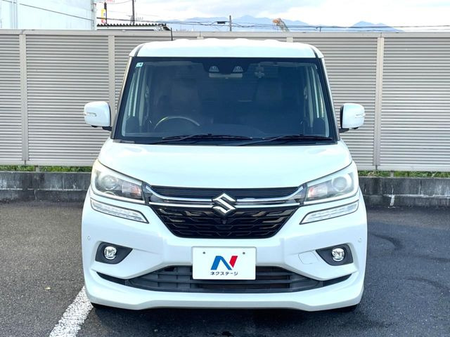 弊社では、全車『修復歴なし』のお車のみ取り扱っております。専任バイヤーによる厳選した仕入れの後、入庫後の車両チェックを行い、ネクステージが認定した高品質な中古車をご提供しております。