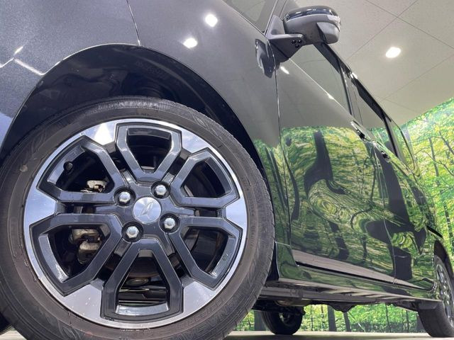 �y15�C���`�A���~�z�C�[���z�O�ςɃ}�b�`�����A���~�z�C�[���𑕒����Ă���܂��B�e��ЊO�A���~�z�C�[����A�X�^�b�h���X�^�C�����戵�����Ă���܂��B���񂲑��k����������