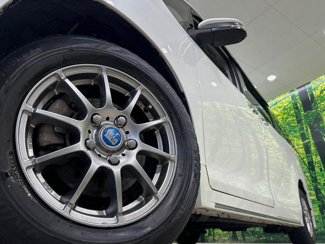 �y15�C���`�A���~�z�C�[���z�O�ςɃ}�b�`�����A���~�z�C�[���𑕒����Ă���܂��B�e��A���~�z�C�[����A�X�^�b�h���X�^�C�����戵�����Ă���܂��B���񂲑��k����������