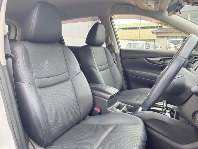 �y���烌�U�[�V�[�g�z����̂ӂ���肪�e�ՂŃ����e�i���X�����ȒP�ȁA�@�\���ɗD��鍇����v���̗p�����㎿�ȃV�[�g�ł��B����S�n���悭�A���������ӂ��S�n�ǂ��ԓ���Ԃ����o���Ă���܂��B