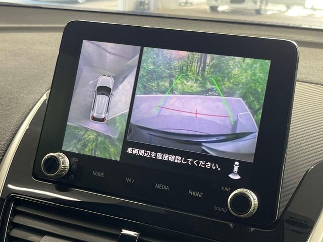 �y�}���`�A���E���h���j�^�[�z��p�̃J�����ɂ��A�ォ�猩���낵���悤�Ȏ��_��360�x�N���}�̎��͂��m�F���邱�Ƃ��ł��܂������p�������m�F���₷���A�����ꏊ�ł̐؂�Ԃ��⒓�Ԃ��X���[�Y�ɍs���܂��B