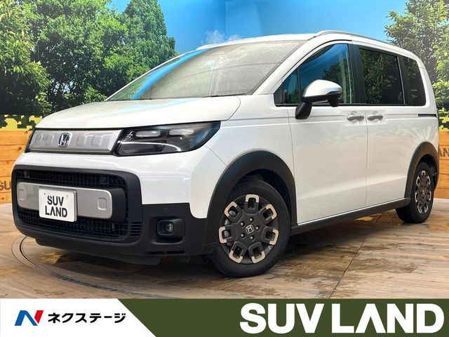 フリード(ホンダ) 1.5 e:HEV クロスター 中古車画像