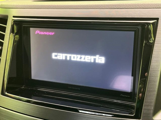 【ナビゲーション】使いやすいナビで目的地までしっかり案内してくれます。各種オーディオ再生機能も充実しており、お車の運転がさらに楽しくなります!!