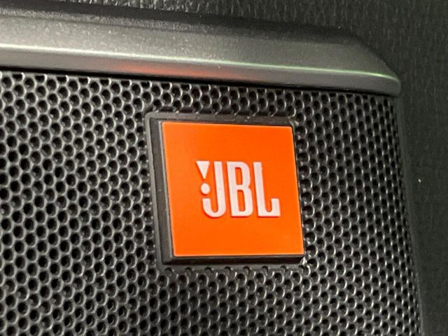 【JBLサウンドシステム付き純正ナビ】充実のナビ機能はもちろん、高度なチューニング能力が搭載されており、高音質な音楽をお楽しみいただけます♪
