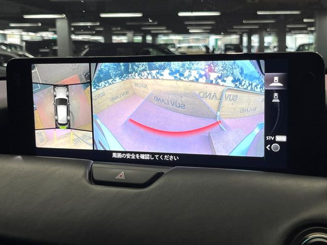 【360&deg;ビューモニター】専用のカメラにより、上から見下ろしたような視点で360度クルマの周囲を確認することができます☆縦列駐車や幅寄せ時に活躍してくれます♪