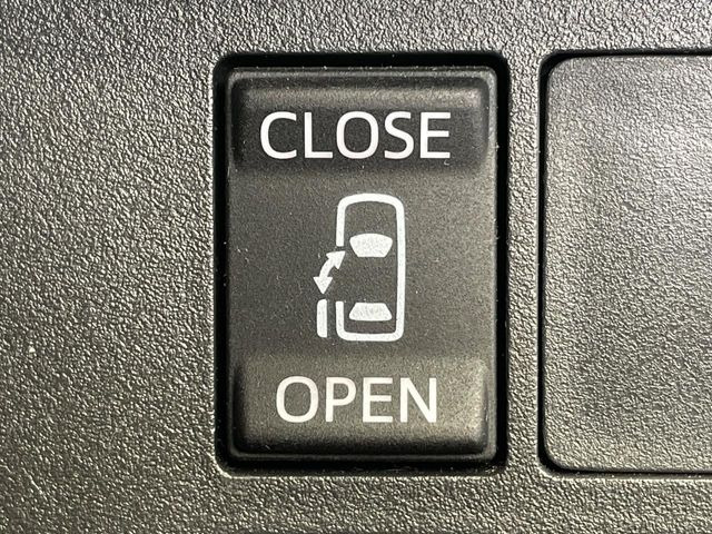 【パワースライドドア】スマートキーや運転席のスイッチでスライドドアの開閉が可能♪電動だから力を入れてドアを開ける必要が無く、小さいお子様でも、重い荷物を持っている時もラクに開け閉めできます♪