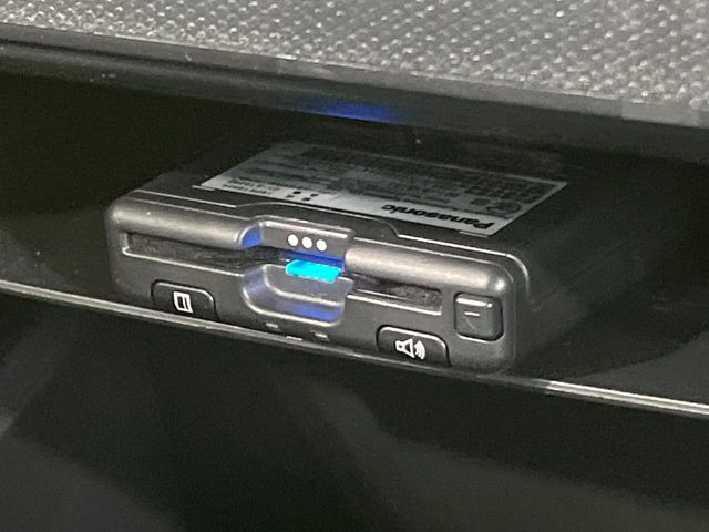 【ETC】高速道路の料金所をストレスなく通過!話題のスポットやサービスエリアに多い「スマートIC」利用時は必須のアイテムです。当店でセットアップを実施、ご納車当日からすぐにご利用いただけます!