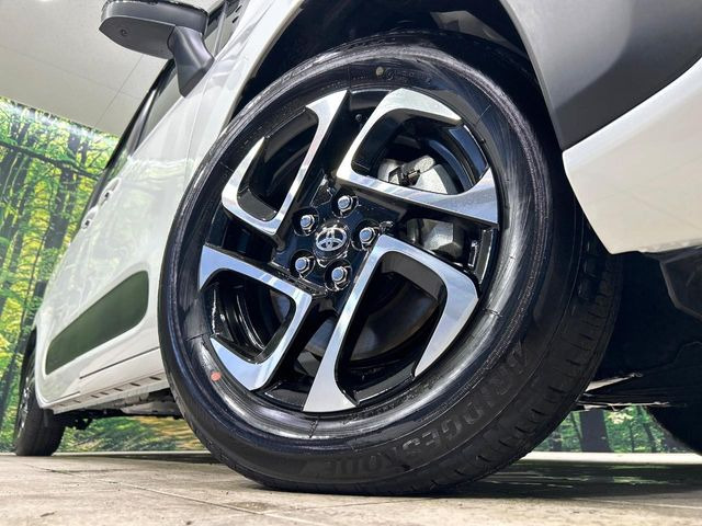 �y����15�C���`�A���~�z�C�[���z�O�ςɃ}�b�`���������A���~�z�C�[���𑕒����Ă���܂��B�e��ЊO�A���~�z�C�[����A�X�^�b�h���X�^�C�����戵�����Ă���܂��B���񂲑��k����������