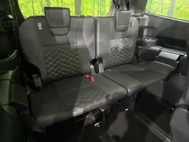 3��ڃV�[�g�͂�������ԗǍD����l�ł��������ƍ����Ē����܂��̂ŁA��l���ł̂��o���������N���N�ł��􂲉Ƒ��ŁA�C�̒m�ꂽ���ԂŁA�h���C�u�ɍs���̂��y���݂ł��ˁ�